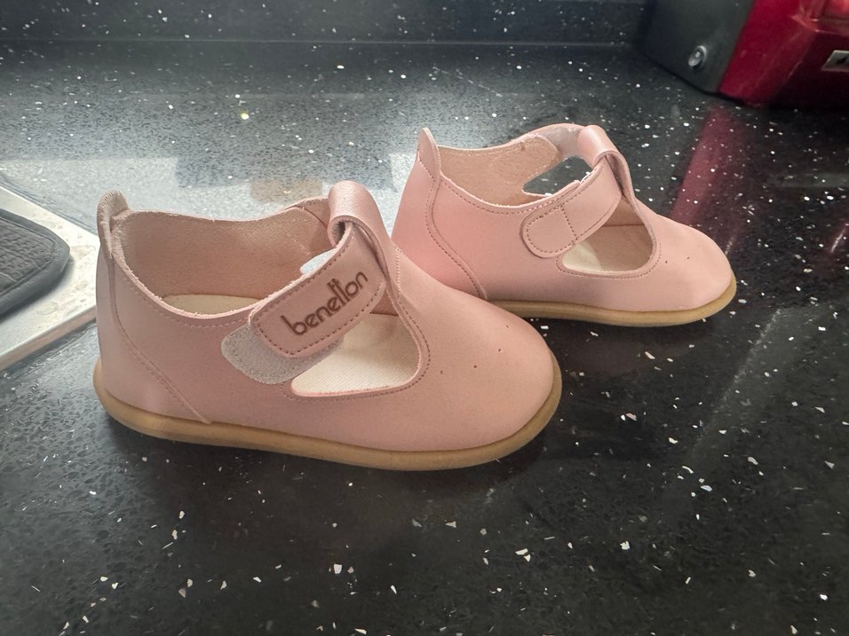 Benetton okul ayakkabısı - Görsel 2