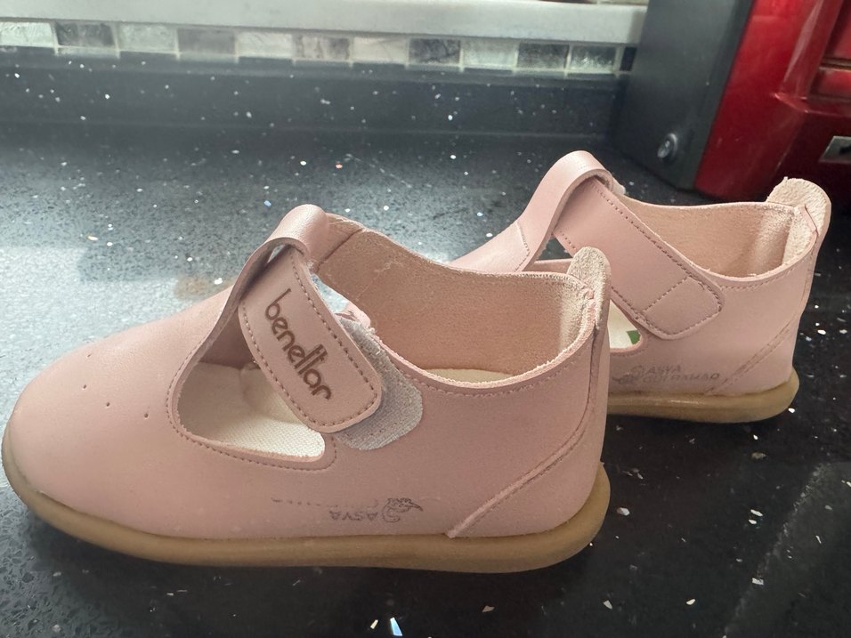 Benetton okul ayakkabısı - Görsel 4