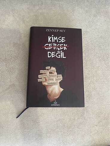 Kimse gerçek değil Zeynep sey