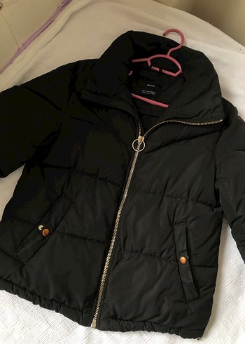 Bershka Siyah Şişme Kadın Mont