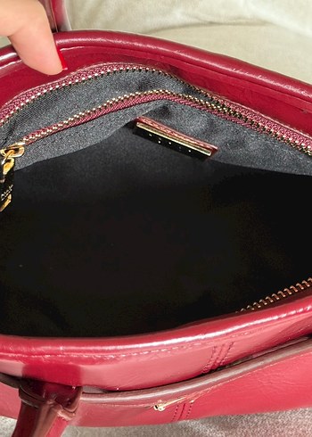 Prada Bordo Deri Kadın Çanta - Modern Klasik - Görsel 4