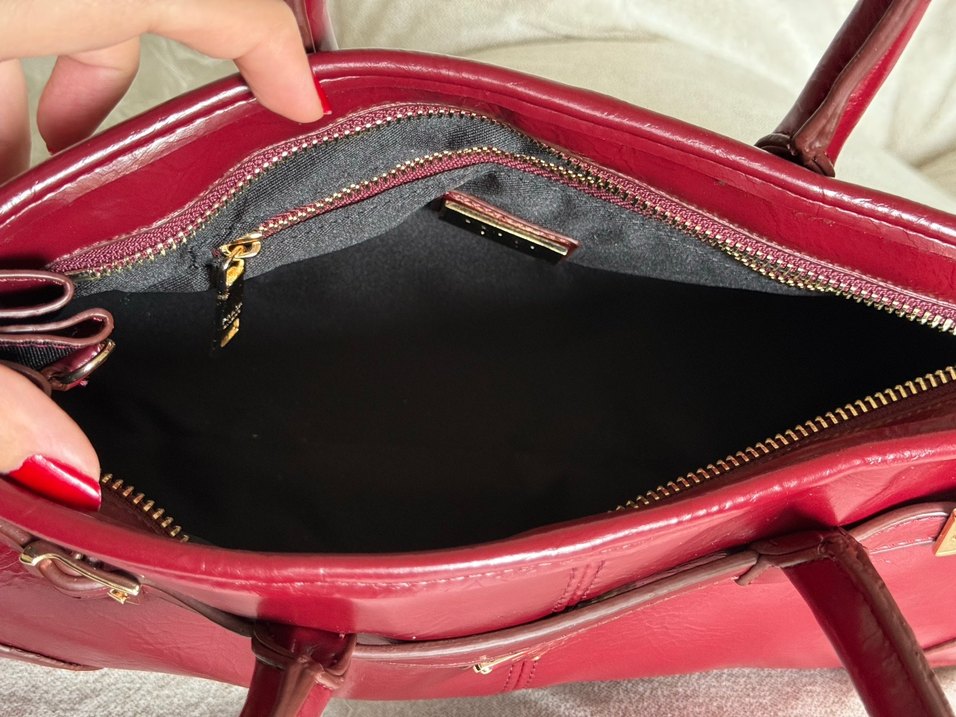 Prada Bordo Deri Kadın Çanta - Modern Klasik - Görsel 4