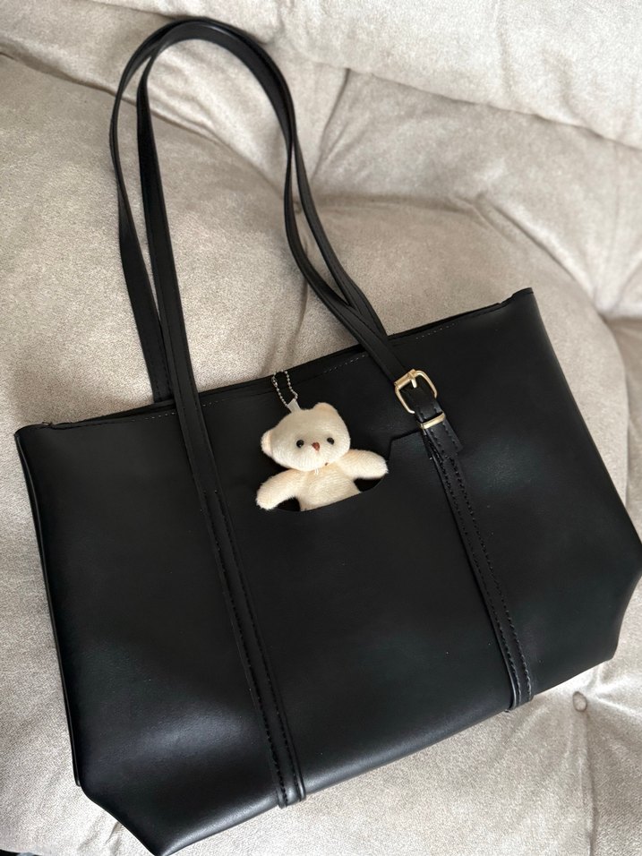 Tokalı Siyah Deri Kadın Omuz Çantası - Görsel 2