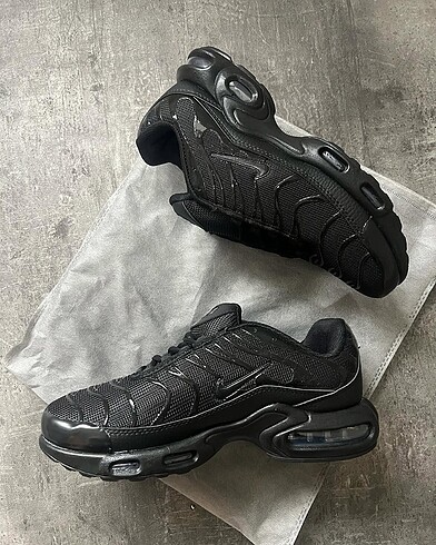 40 Beden siyah Renk Nike Air Tn Siyah