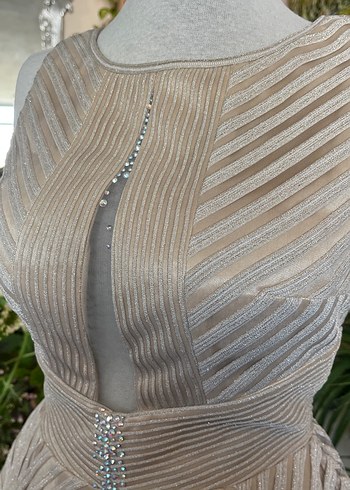 Bej V Yakalı Midi Bohem abiye - Görsel 5