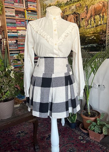 Ekose Desenli Gri Beyaz Mini Etek - Görsel 2