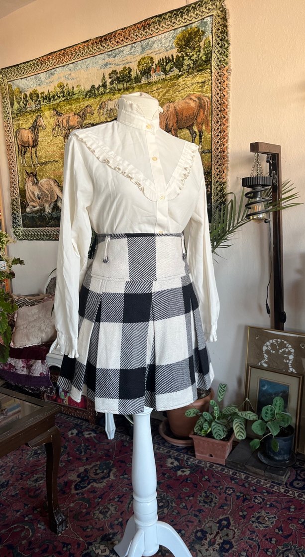 Ekose Desenli Gri Beyaz Mini Etek - Görsel 4