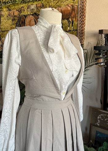 Bej Renkli Kadın Pilili Midi elbise - Görsel 5