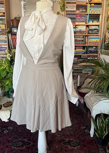 Bej Renkli Kadın Pilili Midi elbise - Görsel 9