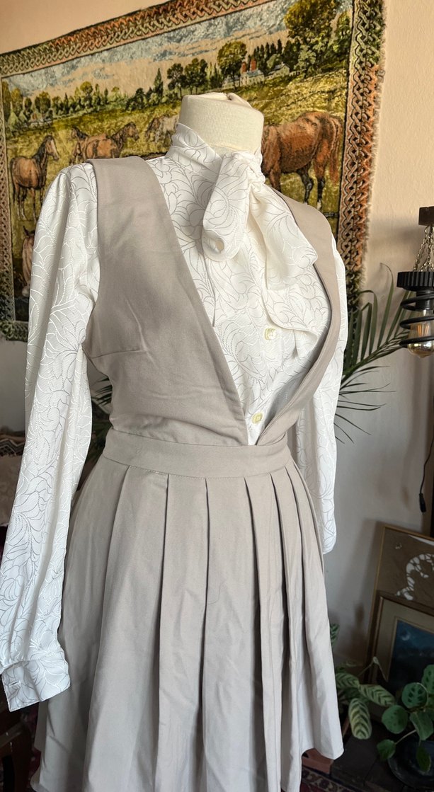 Bej Renkli Kadın Pilili Midi elbise - Görsel 4