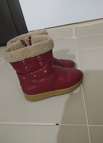 LC Waikiki Kız çocuk bot