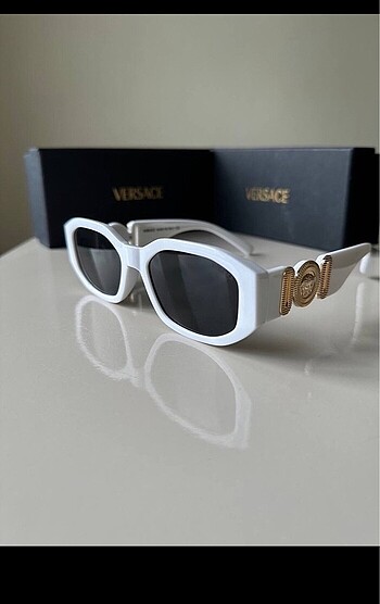 Versace Güneş gözlüğü