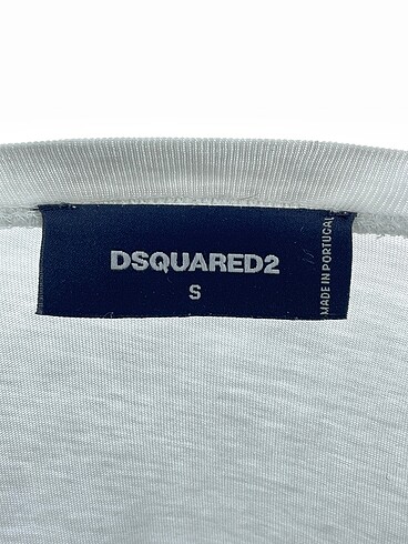 s Beden beyaz Renk DSquared2 T-shirt %70 İndirimli.