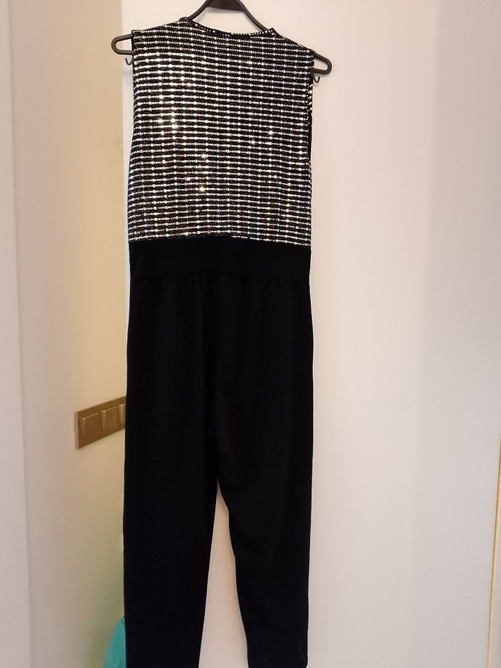 Siyah-Gümüş V Yaka Kadın Tulum - Görsel 4