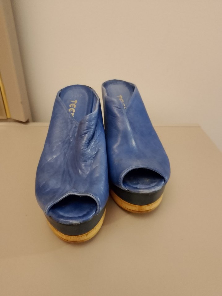 Koyu Mavi Detaylı Kadın Dolgu Topuklu Ayakkabı - Görsel 2