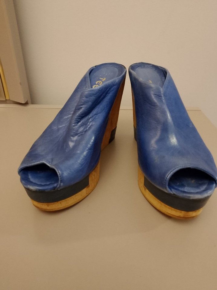 Koyu Mavi Detaylı Kadın Dolgu Topuklu Ayakkabı - Görsel 3