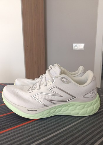 New Balance 680 Beyaz Kadın Spor Ayakkabı