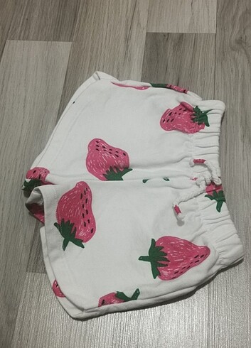Zara Kız çocuk şort 