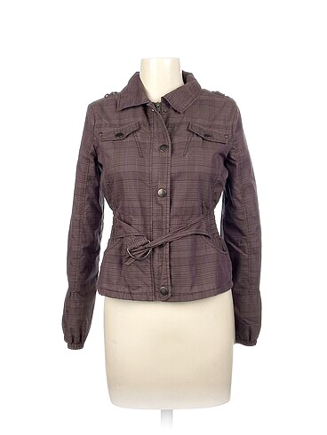 Mango Trenchcoat %70 İndirimli.