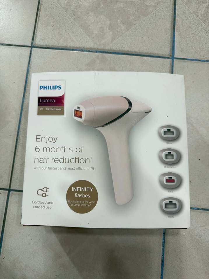 Philips Lumea IPL Lazer Epilasyon Cihazı 9000 - Görsel 3