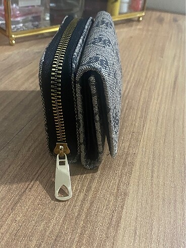  Beden gucci cüzdan