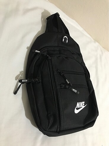 Nike 5 + 1 içten cepli çapraz çanta sıfırdır