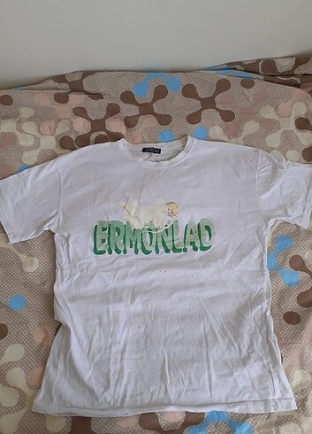 Arka baskılı tshirt