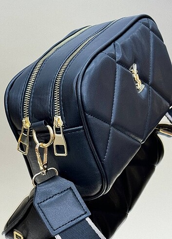Yves Saint Laurent Benetton Model çanta 