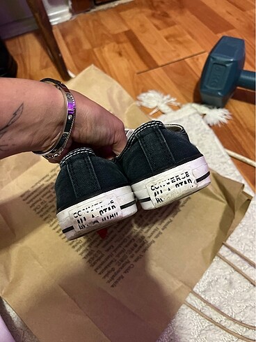 Converse Converse