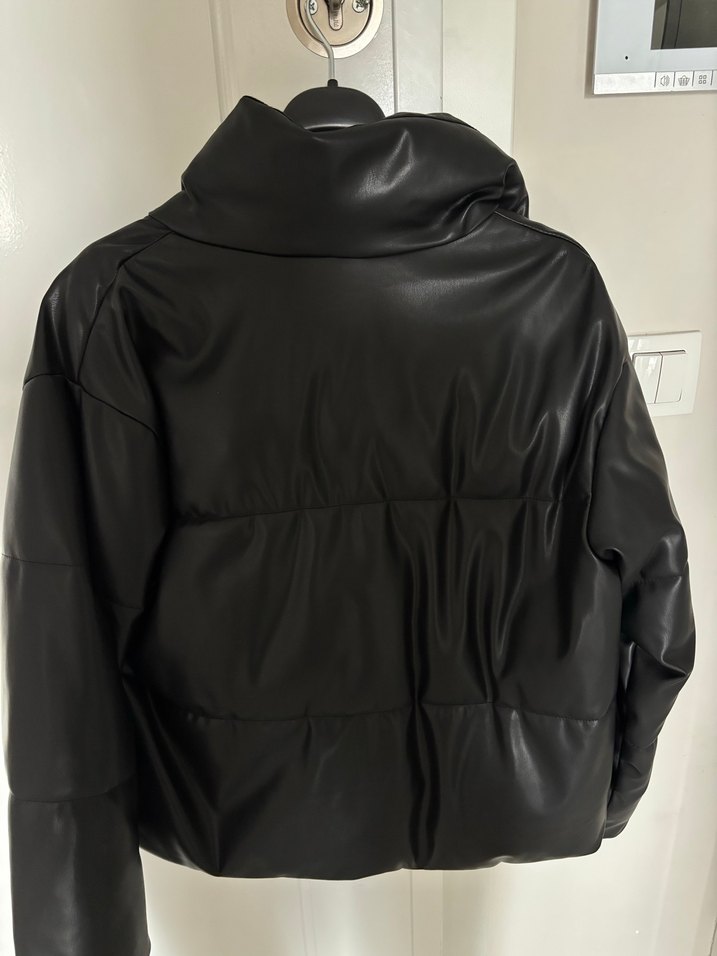 Kadın Siyah Deri Düğmeli Ceket - Görsel 4