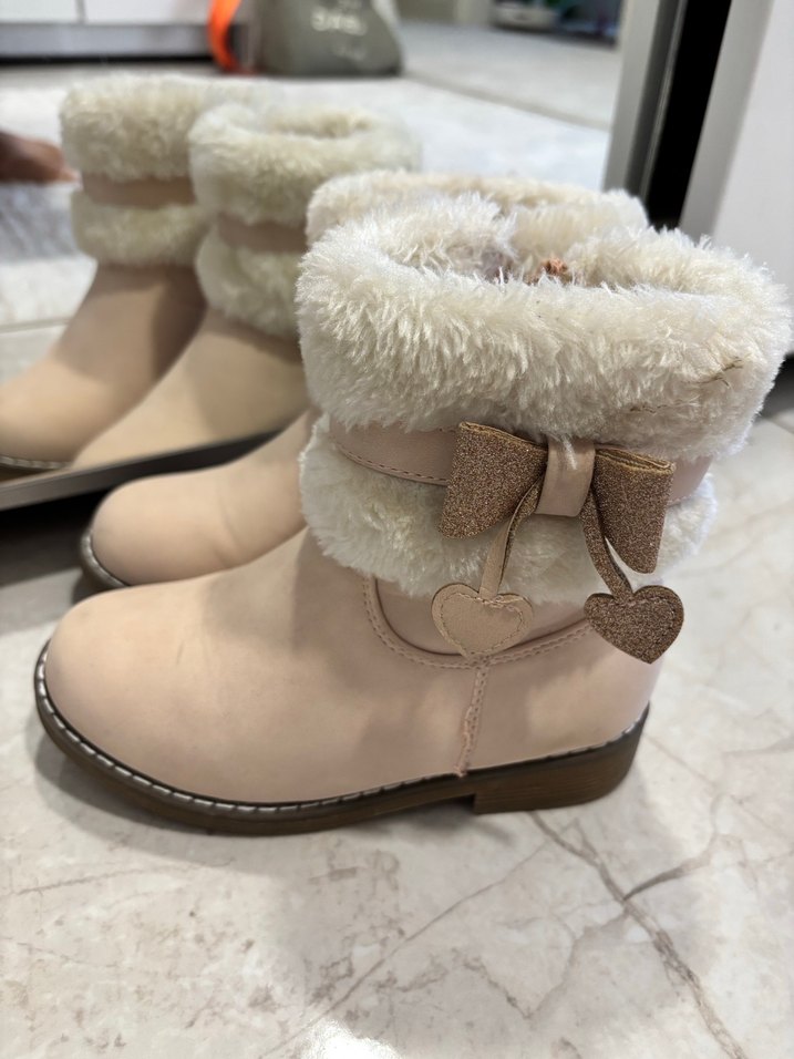 Kız Çocuk Bej Kürklü Nakışlı Bot - Görsel 2