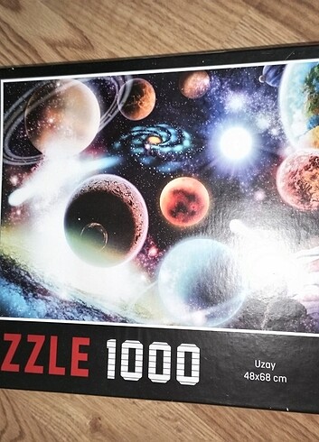 Uzay temeli 1000 parça puzzle