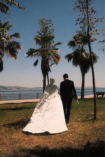 Pelerinli tesettür gelinlik - Görsel 6