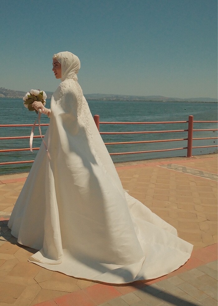 Pelerinli tesettür gelinlik - Görsel 5