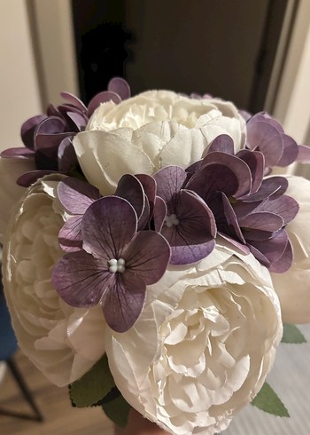 Dantel Detaylı Mor ve Beyaz Gelin Buketi - Görsel 6