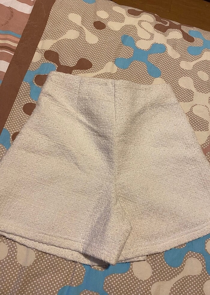 Tüvik kumaş şort etek - Görsel 3