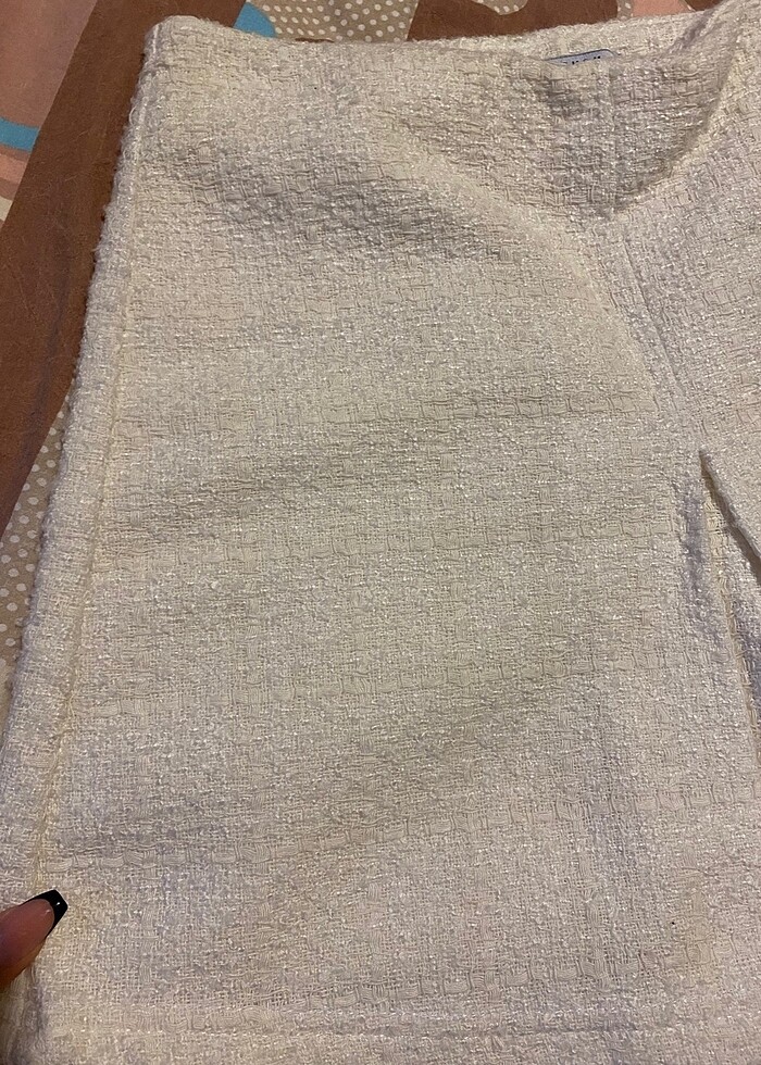 Tüvik kumaş şort etek - Görsel 4