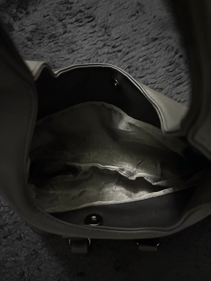 Siyah Deri Tokalı Kadın Çanta - Görsel 2