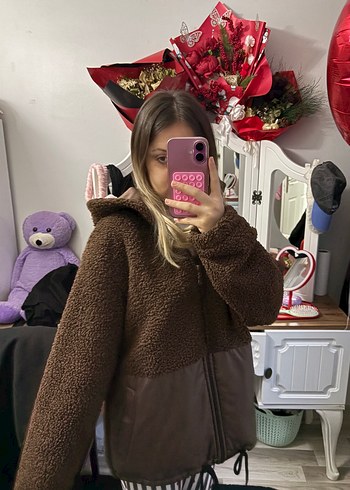 Kahverengi Kapüşonlu Kadın Kışlık Mont - Görsel 2