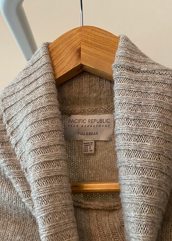 Pull and Bear p&b ince boğazlı bej crop kazak