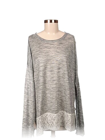 H&M Bluz %70 İndirimli.