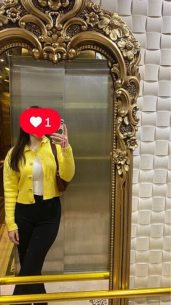 Trendyol & Milla Trendyolmilla sarı müchevher düğmeli triko hırka