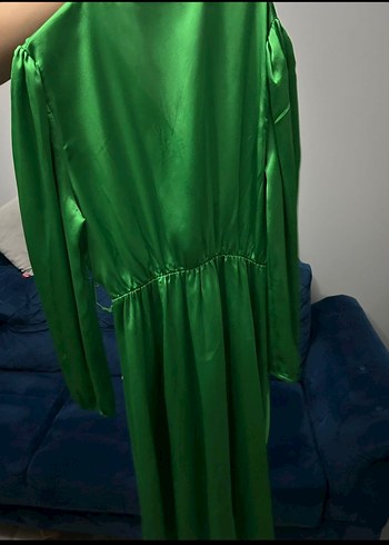Yeşil Saten Elbise - Görsel 2