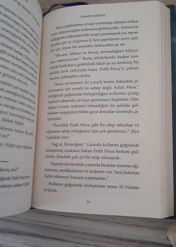 Beden Renk Çemberin Altında - Gamze Aydeniz