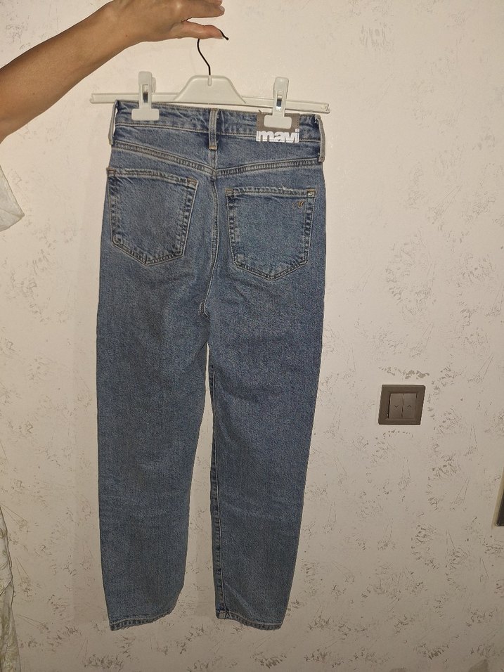 Gri Renkli Rahat Kesim Kadın Denim Jean - Görsel 2