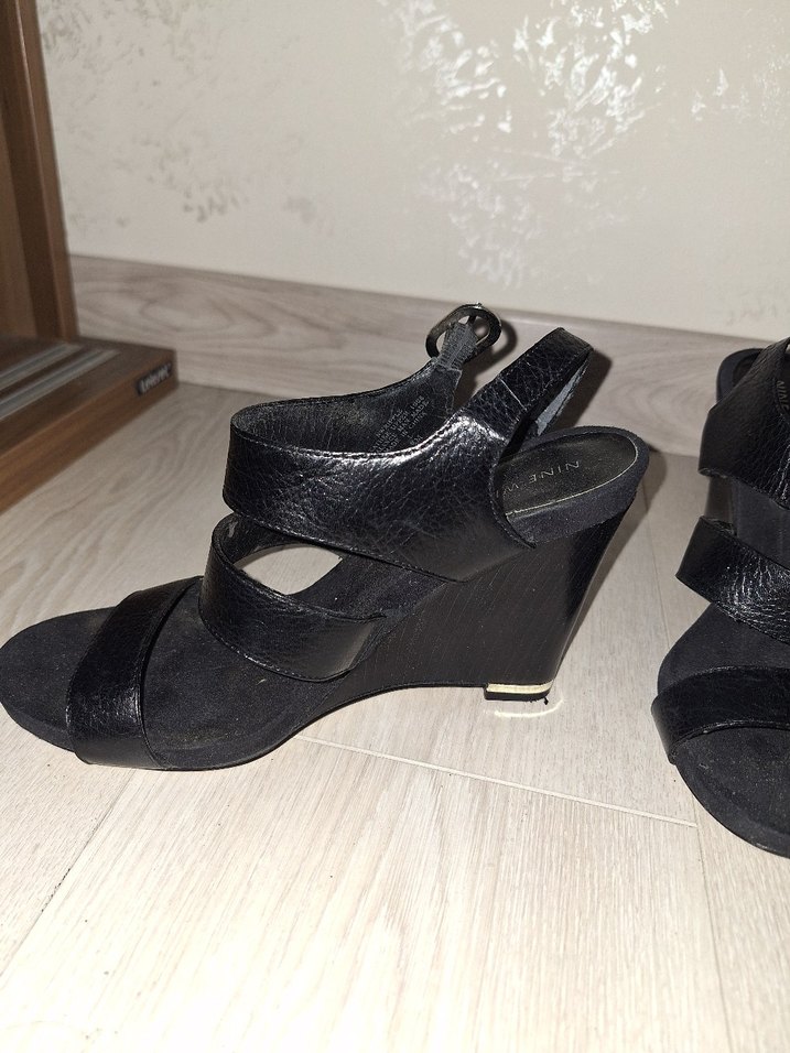 Siyah Dolgu Topuklu Kadın Sandalet - Görsel 5