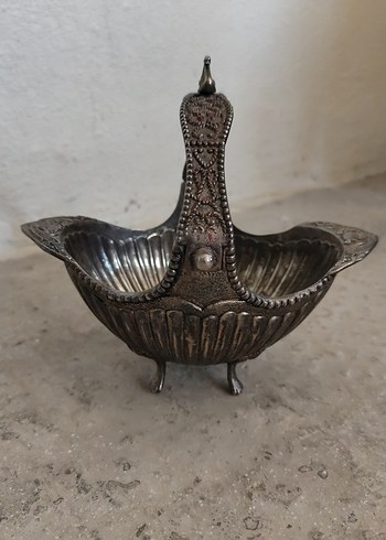 Vintage Love Vintage Metalik Kus Figurlu Dekoratif Sepet