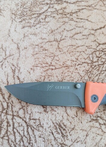Gerber knife ?????
