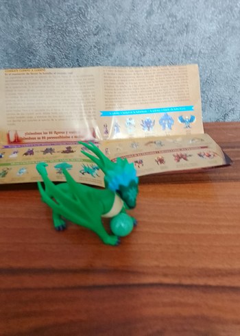  Beden Drogon Esmerelda Aksiyon Figürü