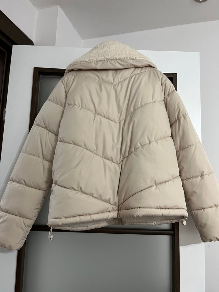 Kürklü Bej Kadın mont - Görsel 2